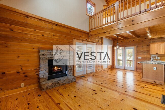 Building Photo - 131 Tanner Trail