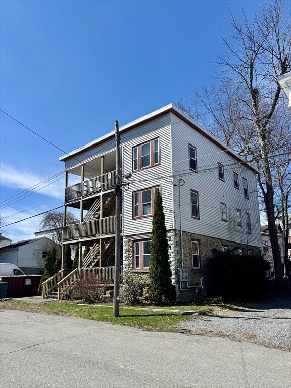 Building Photo - 70 Edwards St