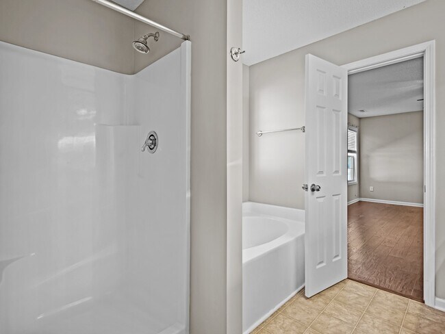 Building Photo - 101 Berwick Ct
