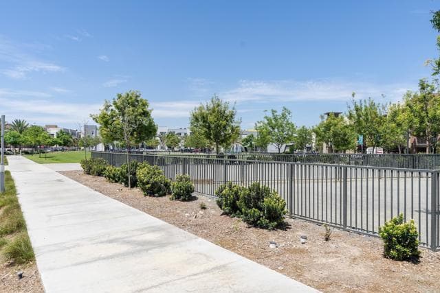 Building Photo - 2052 Quarter Loop