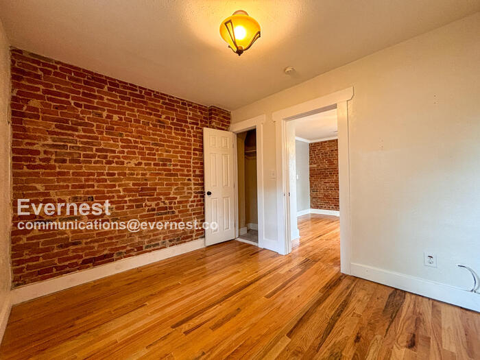 Building Photo - 3715 Lafayette St