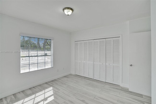 Building Photo - 5721 SW 11th St