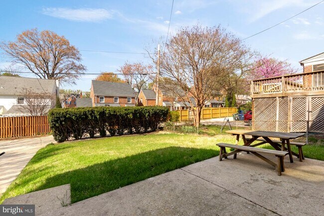 Building Photo - 7932 Orchid St NW