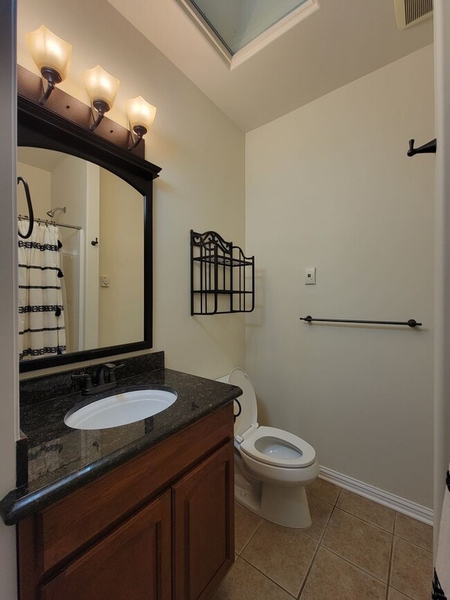Building Photo - 2603 Plum Ct