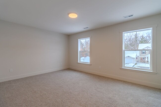 Building Photo - Trailside Condo-2 Bd 2.5 Bath