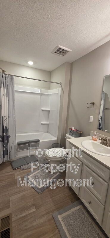 Building Photo - 653 Mill Stone Dr