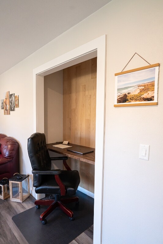 Building Photo - 1138 W Cecil St