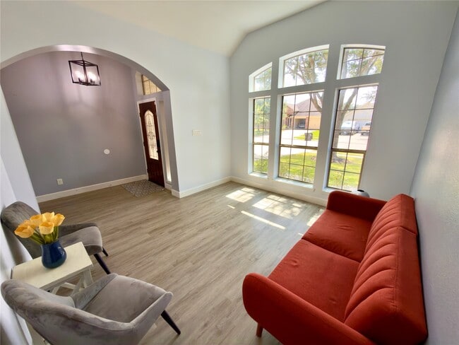 Building Photo - 5407 Stoneridge Ct