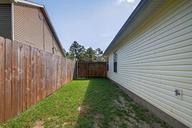 Building Photo - 182 Tafflinger Rd