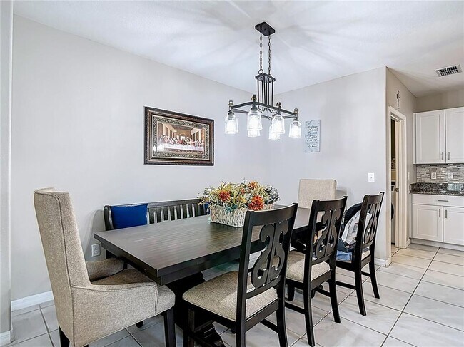 Building Photo - 403 Argyll Dr