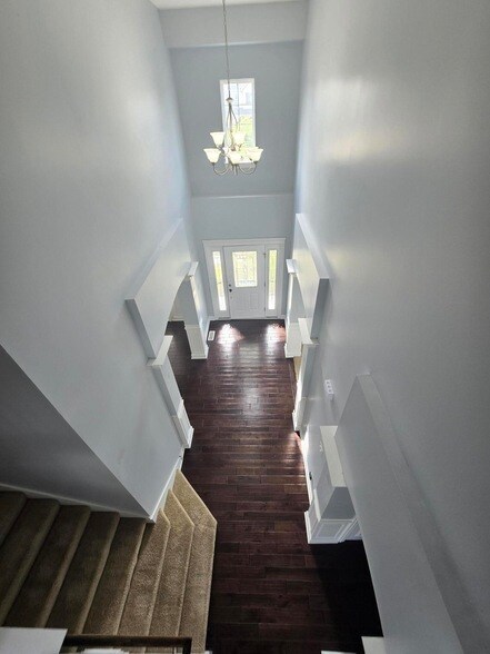 Building Photo - 10091 Pearwood Dr