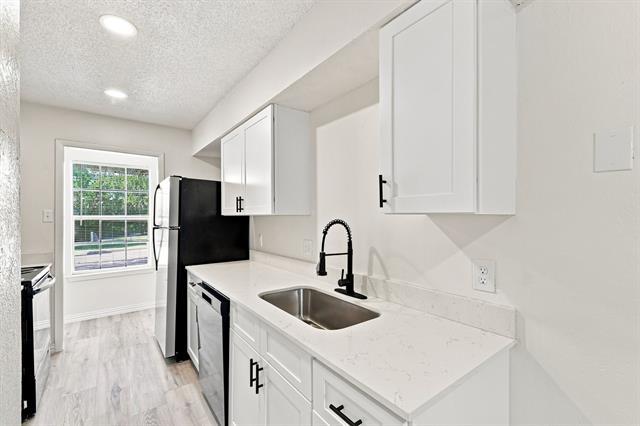 Building Photo - 8108 Foxfire Ln