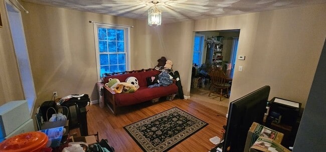 Building Photo - 43 Juniper St