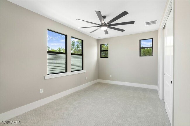 Building Photo - 9557 Caymas St
