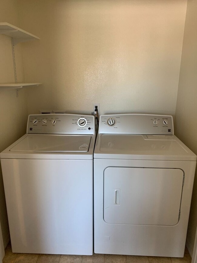 Building Photo - Charming apartment home located on Bella Oaks Drive! Coming Soon