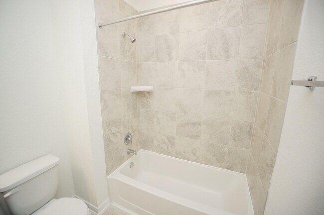 Building Photo - 20615 Teakwood Fields Ln