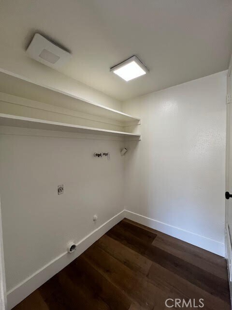 Building Photo - 520 Breezewood Ct