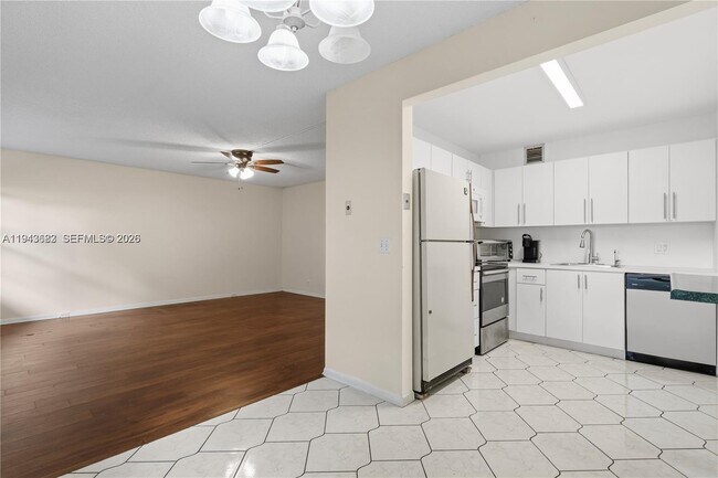 Building Photo - 251 SW 132nd Way