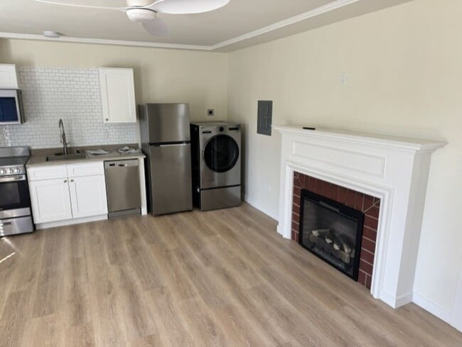 Building Photo - Charming 2 Bedroom/1 Bath House Downtown SLO