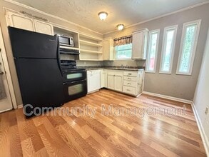 Building Photo - 18819 Greenwell Springs Rd