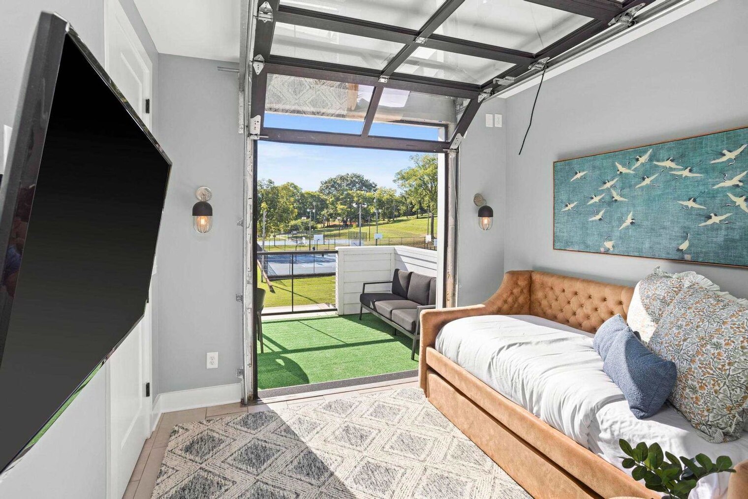 Building Photo - 1706 8th Ave S