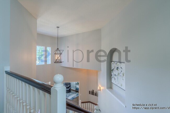 Building Photo - 12503 Pierwood Ct