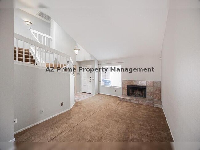 Building Photo - 1650 N Ventura Ln