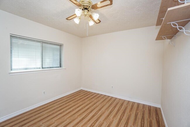 Building Photo - 2722 Amaranth Dr