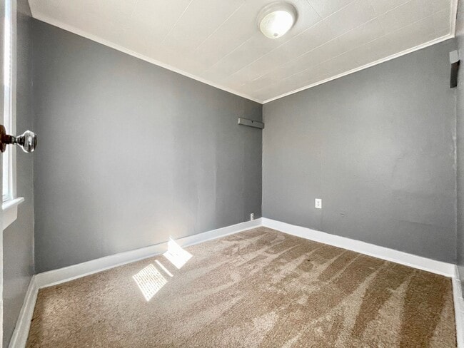 Building Photo - Two Bedroom Home in Muskegon