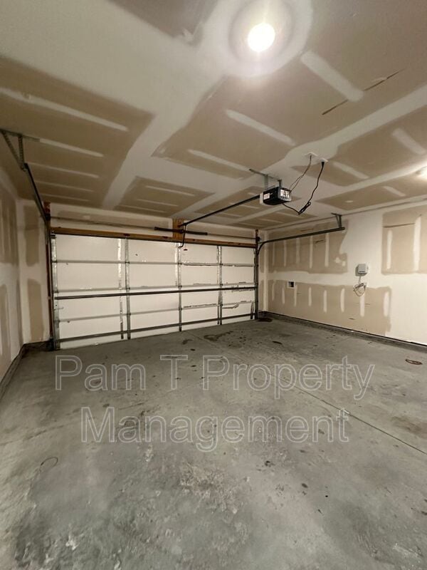 Building Photo - 87 Dunnoman Dr