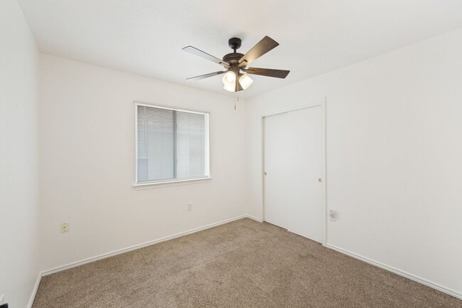 Building Photo - BEAUTIFUL 3-BEDROOM HOME NEAR LACKLAND AFB