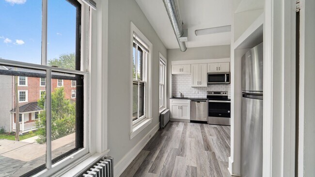 Building Photo - 201 W Barnard St