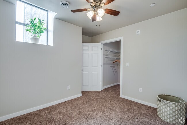 2BR, 1BA - 825SF - Bedroom - Friar House Flats