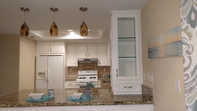 Building Photo - 30061 Whitecap