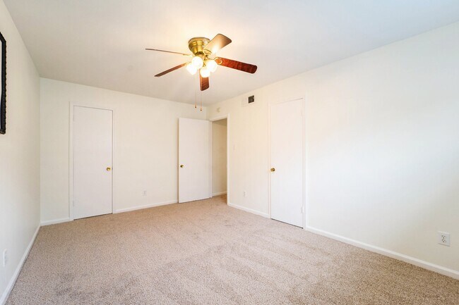 Building Photo - 1529 Bonnie Brae St