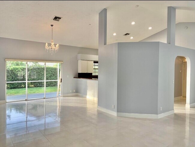 Building Photo - 1103 Lake Breeze Dr