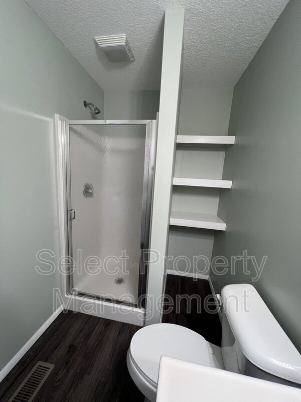 Building Photo - 2502 Alma St