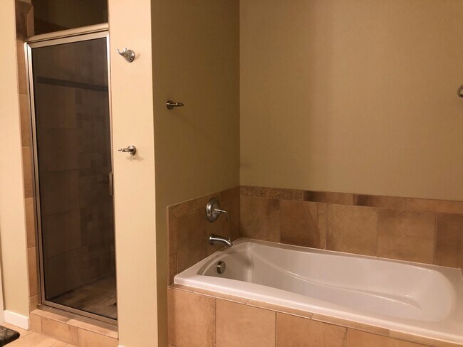 Building Photo - Two Bedroom Condo Available at The Peloton in Boulder
