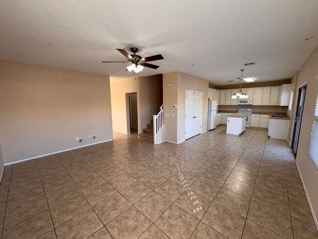 Building Photo - 18 W Desert Vista Trail