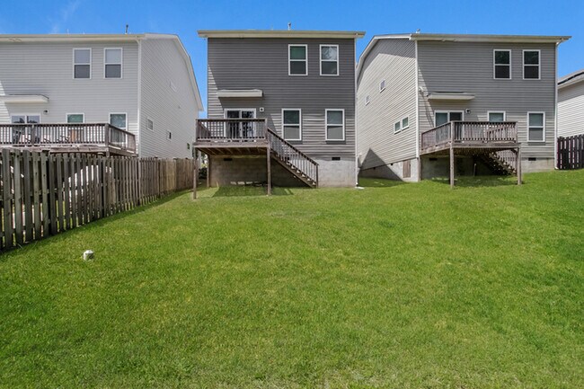Building Photo - 394 Eagle Feather Loop