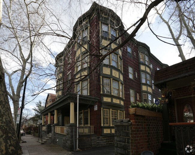 Building Photo - 3312 Hamilton Street