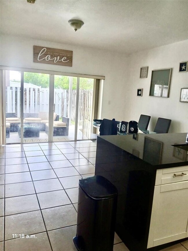 Building Photo - 10984 SW 182nd Ln