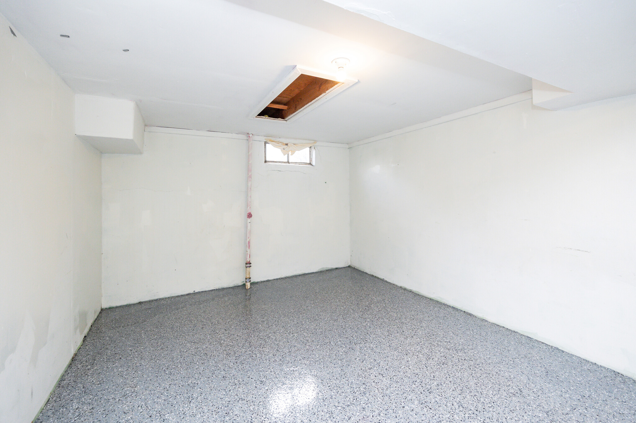 Building Photo - 4704 Valdez Dr