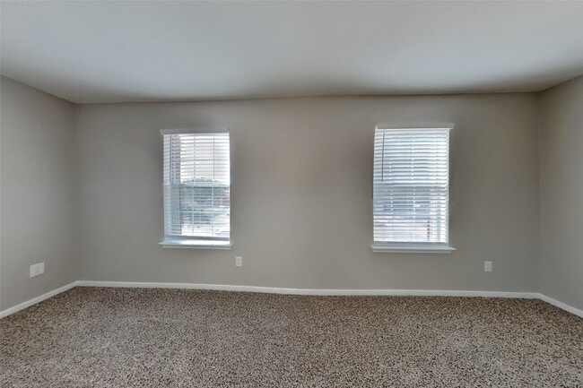 Building Photo - 4818 Twisting Rd