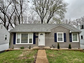 Building Photo - 7105 Circleview Dr