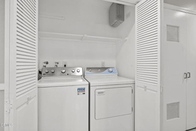 Building Photo - 910 Seaside Ct