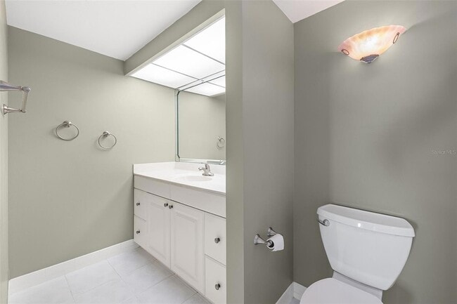 Building Photo - 9415 Blind Pass Rd