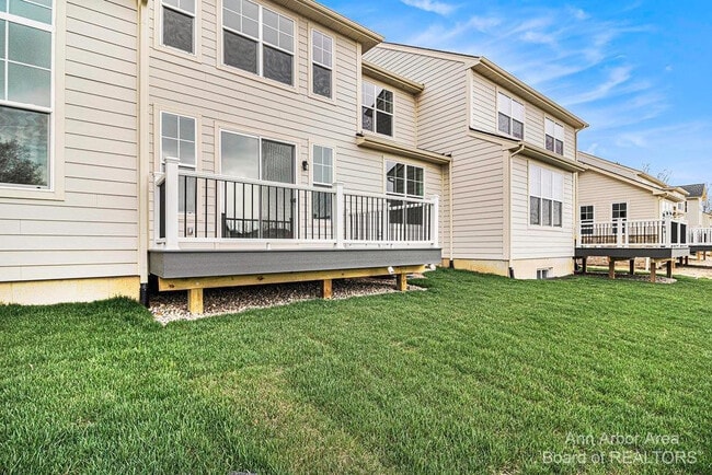 Building Photo - 3343 Roseford Blvd