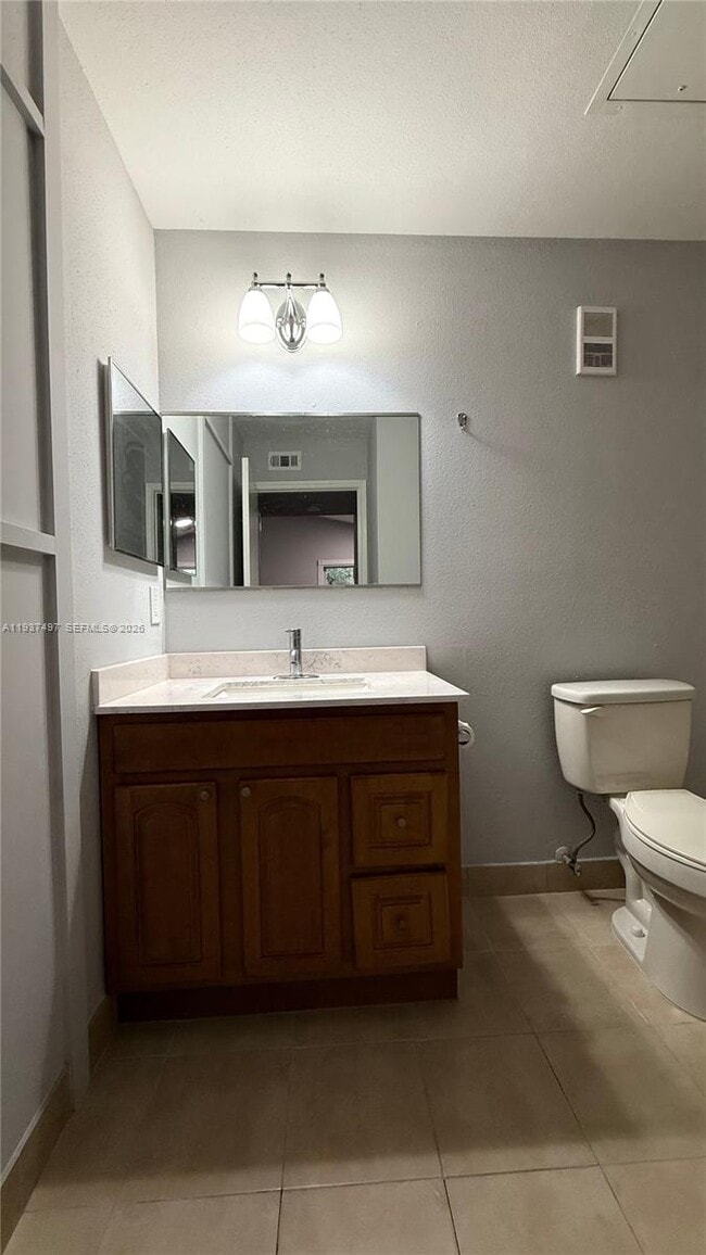 Building Photo - 2642 NW 33rd St