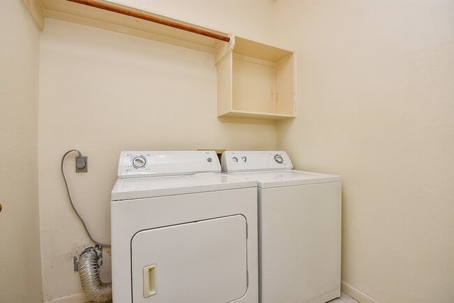 Building Photo - 3526 Orchard Blossom Dr